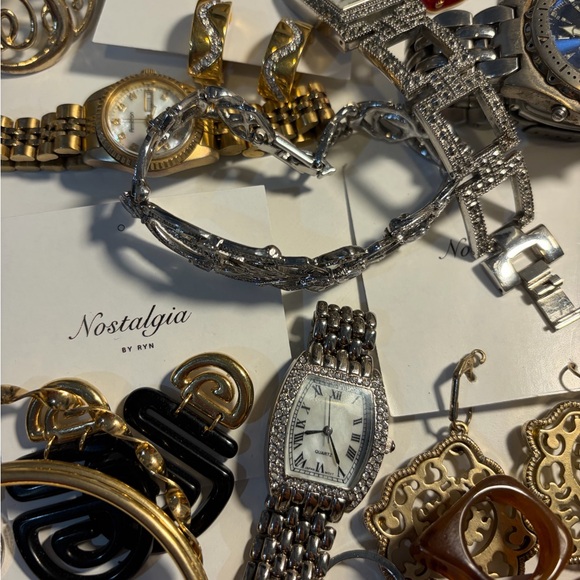 Large Jewelry Lot  Gold and Silver Bracelet Collection - rings watches earrings - Picture 8 of 8